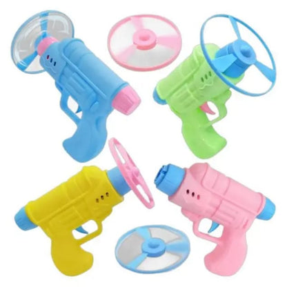 PLASTIC TOY GUN WITH FLYING SAUCER