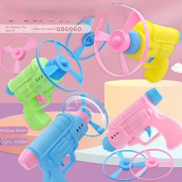 PLASTIC TOY GUN WITH FLYING SAUCER