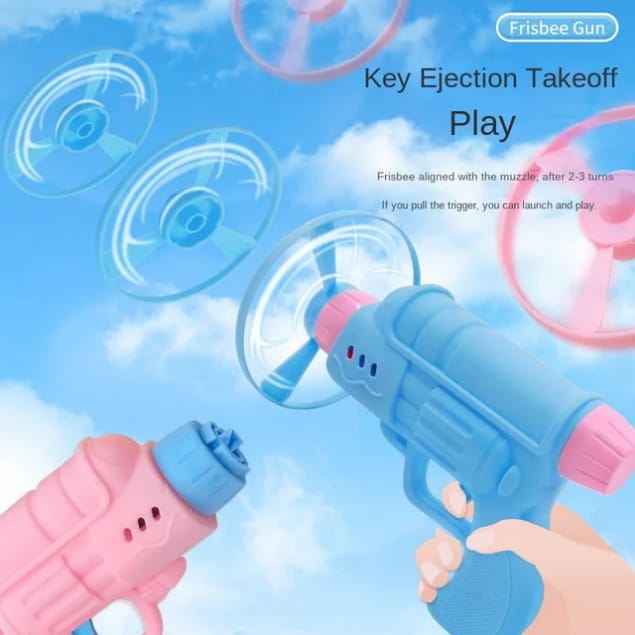 PLASTIC TOY GUN WITH FLYING SAUCER