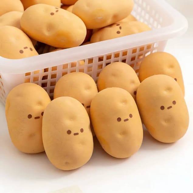 MINIATURE POTATO ERASER