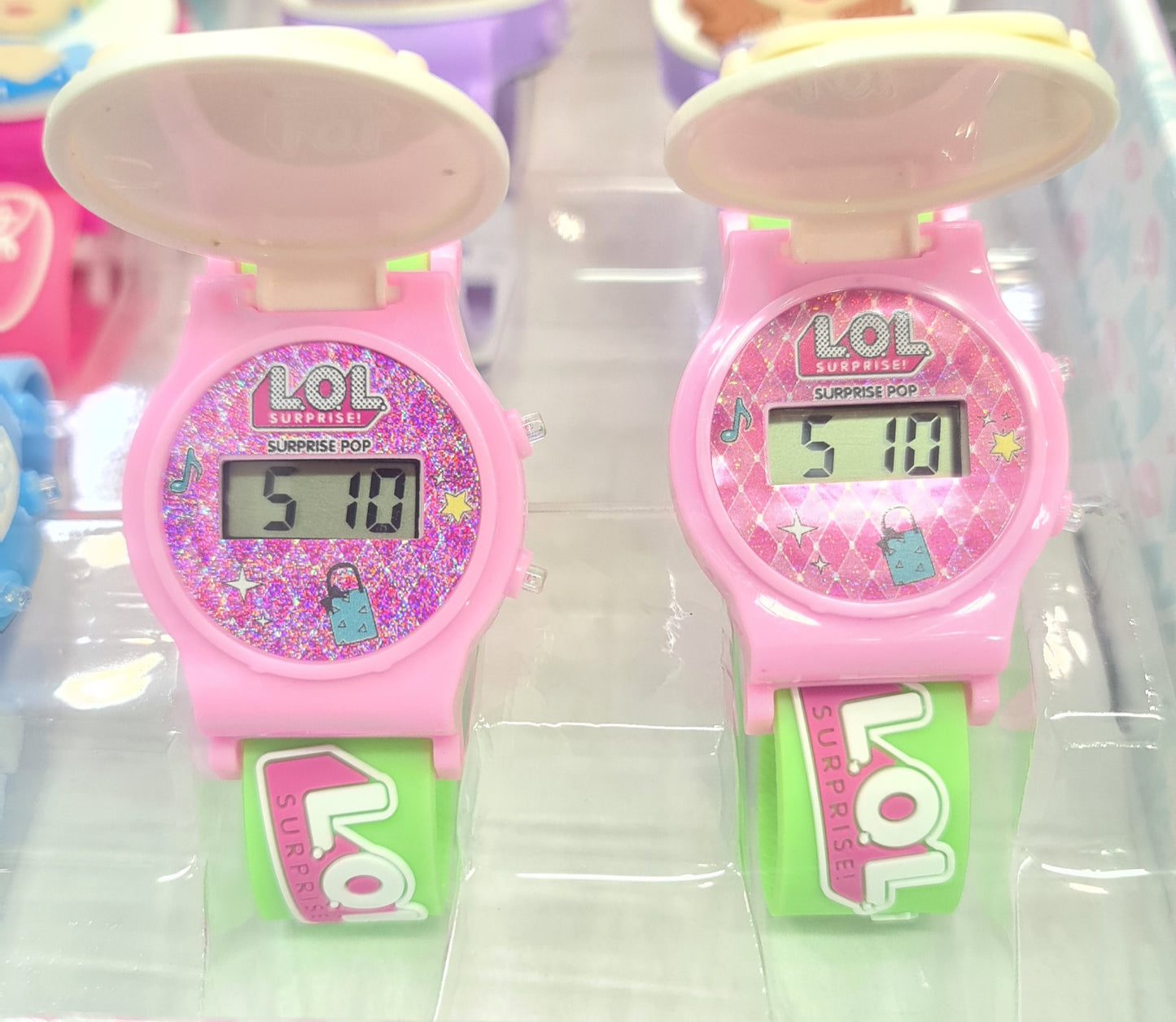 WS310.54Disney children watch